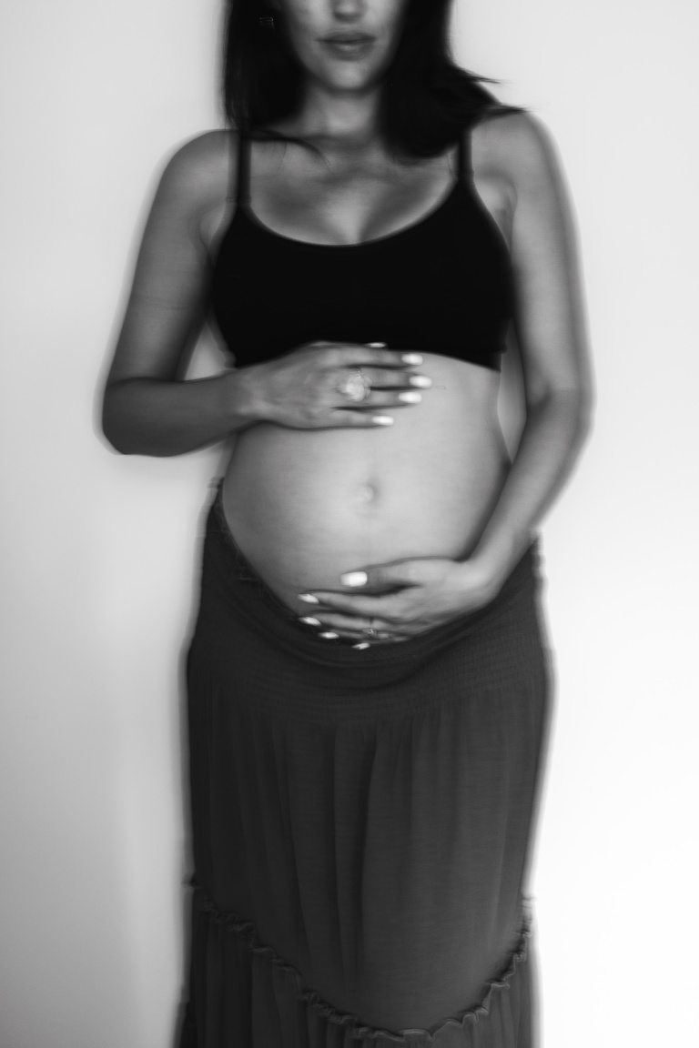 Shooting photo grossesse et naissance sur Bordeaux et Sud Ouest